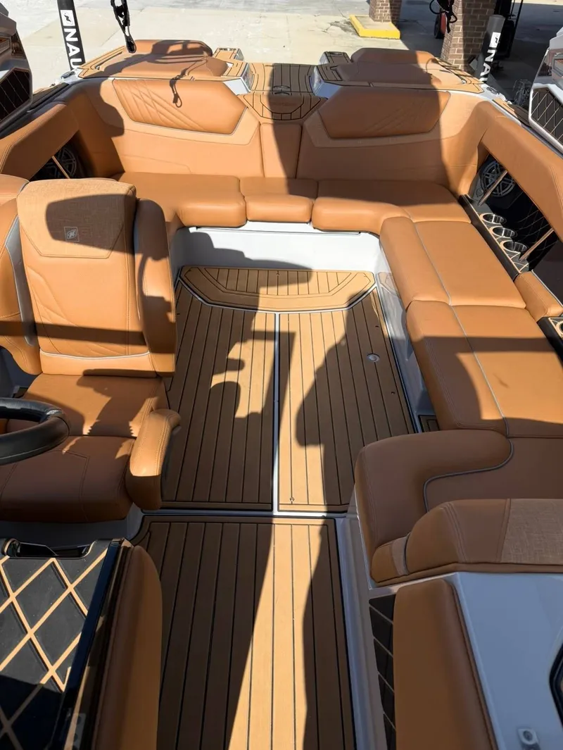 Slide: The Image of Nautique Super Air Nautique GS22 2022 - 4