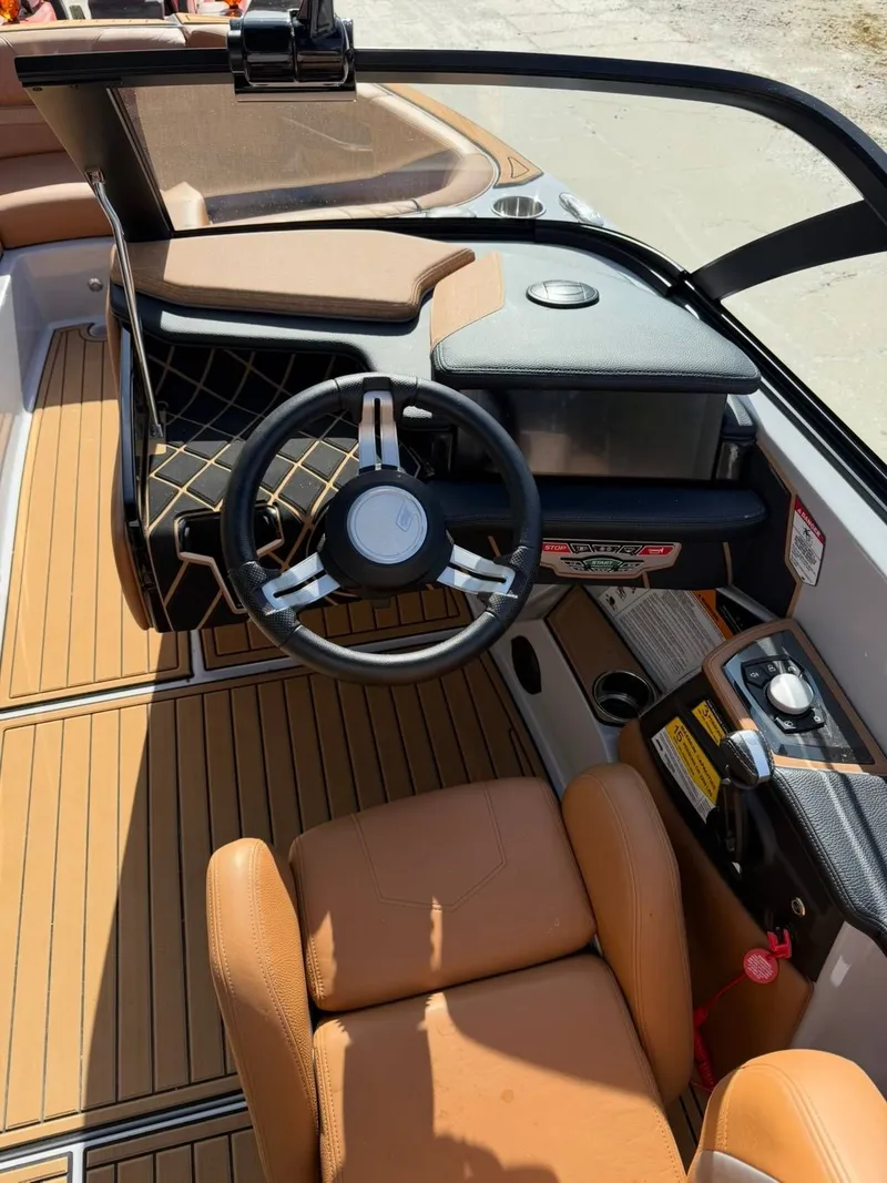 Slide: The Image of Nautique Super Air Nautique GS22 2022 - 6