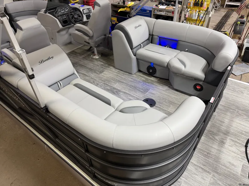 Slide: The Image of Bentley Pontoons Legacy 200HP Navigator DL 223 Quad Lounge Tritoon & Honda 4-Stroke EFI 2026 - 4