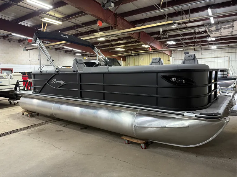 Slide: The Image of Bentley Pontoons Legacy 223 Navigator DL Quad Lounge Tritoon & Honda 4-Stroke EFI 2026 - 47