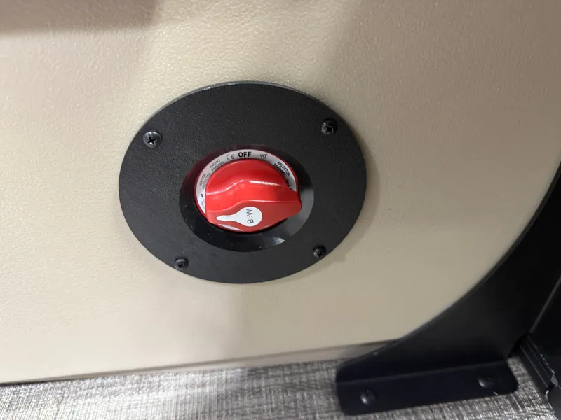 Slide: The Image of Bentley Pontoons Legacy 223 Navigator Quad Lounge Tritoon & Honda 4-Stroke EFI 2026 - 24