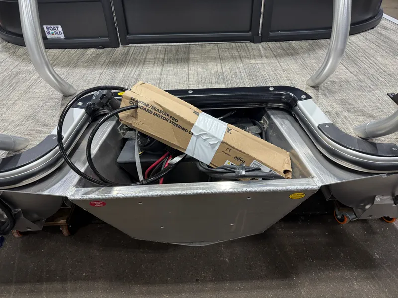 Slide: The Image of Bentley Pontoons Legacy 223 Navigator Quad Lounge Tritoon & Honda 4-Stroke EFI 2026 - 46