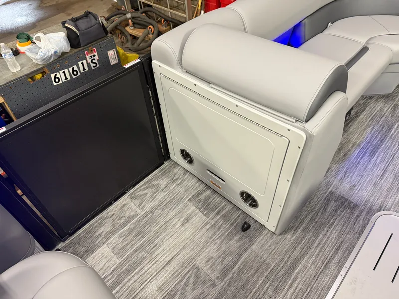 Slide: The Image of Bentley Pontoons Legacy 223 Navigator Quad Lounge Tritoon & Honda 4-Stroke EFI 2026 - 26