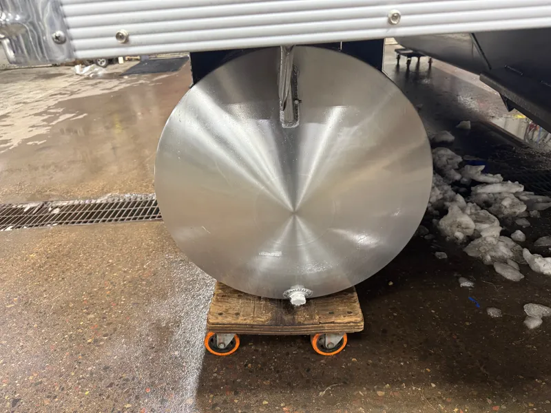 Slide: The Image of Tahoe Sport 2180 Quad Lounge & Honda 4-Stroke EFI 2026 - 37