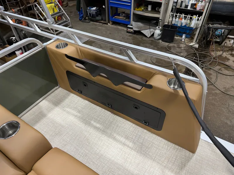 Slide: The Image of Tahoe Sport 2185 Swingback (VRB) & Honda 4-Stroke EFI 2026 - 23