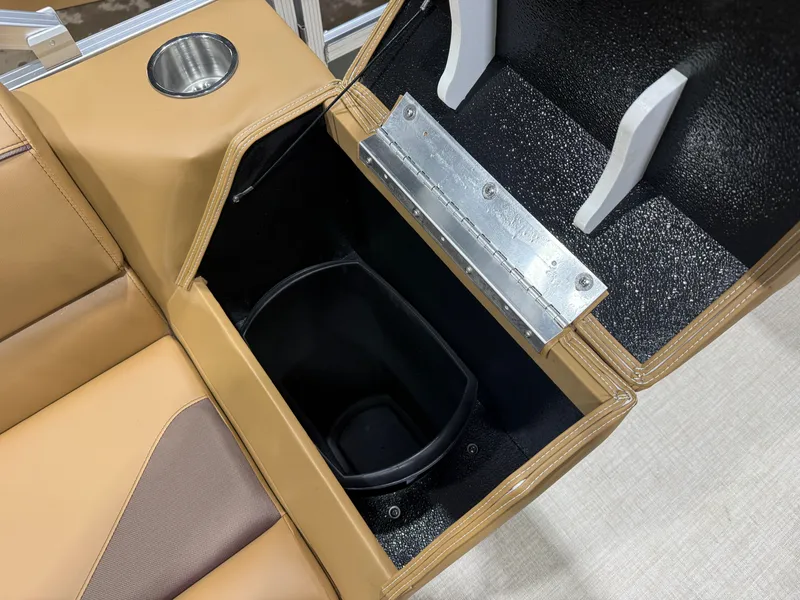 Slide: The Image of Tahoe Sport 2185 Swingback (VRB) & Honda 4-Stroke EFI 2026 - 25