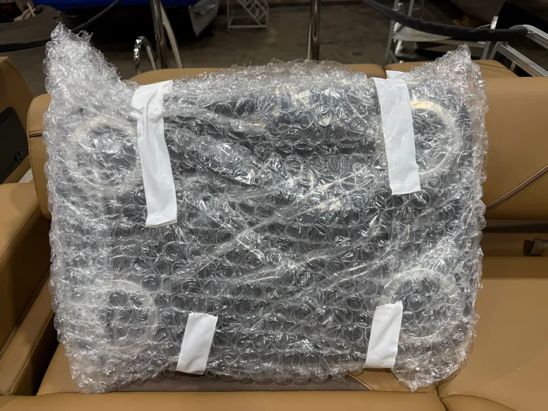 Slide: The Image of Tahoe Sport 2185 Swingback (VRB) & Honda 4-Stroke EFI 2026 - 26