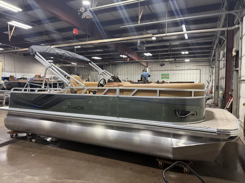 Slide: The Image of Tahoe Sport VRB 2185 Swingback & 4-Stroke $32995 2026 - 46