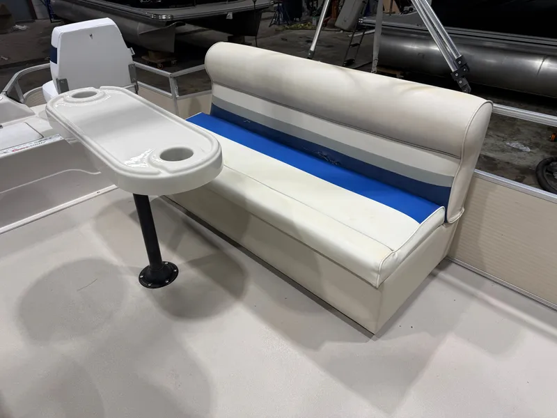 Slide: The Image of Weeres Family Fish Deluxe 220 Pontoon 2008 - 10