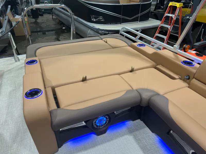 Slide: The Image of Tahoe LTZ 200HP VRB Windshield 2385 Swingback Tritoon 2026 - 17