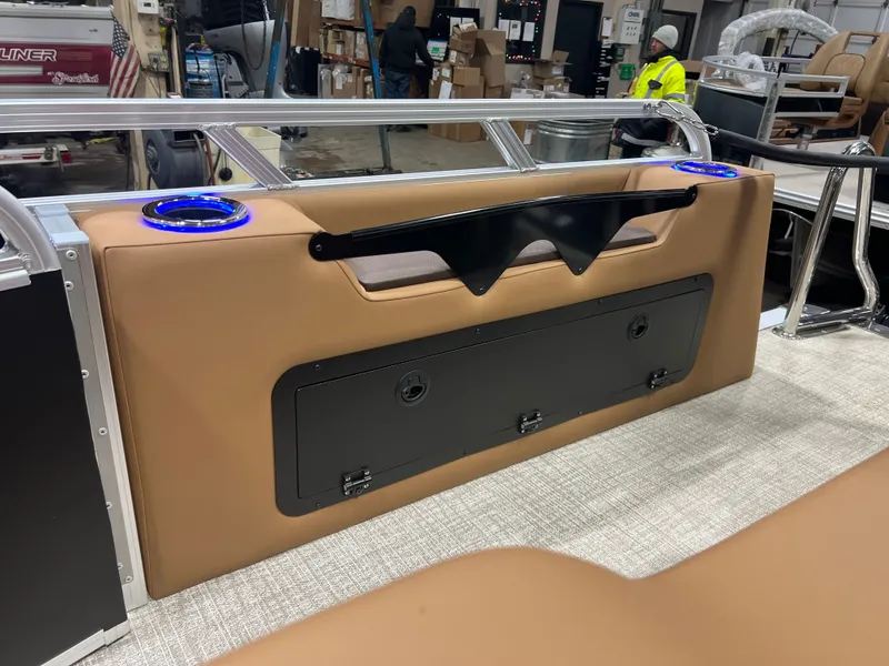 Slide: The Image of Tahoe LTZ 200HP VRB Windshield 2385 Swingback Tritoon 2026 - 21