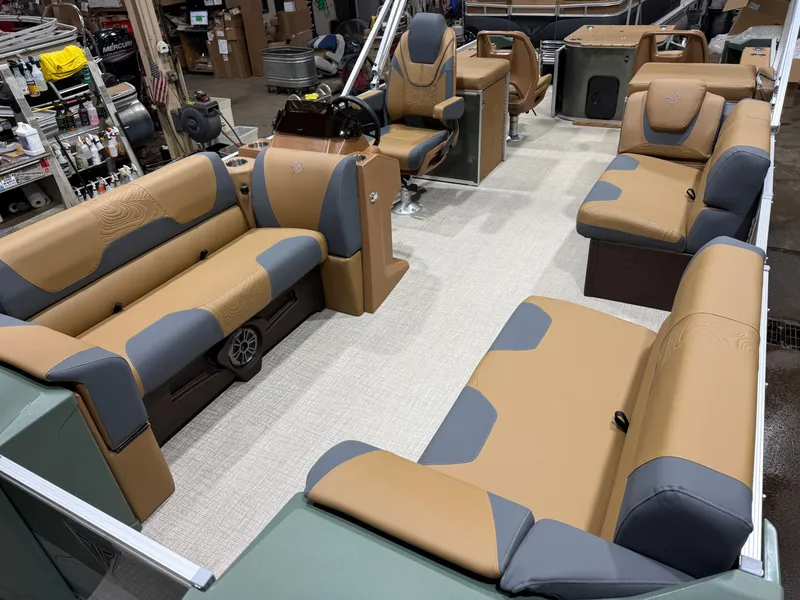 Slide: The Image of Tahoe Geofish 2385 Rear Fish & Honda 4-Stroke EFI 2026 - 36