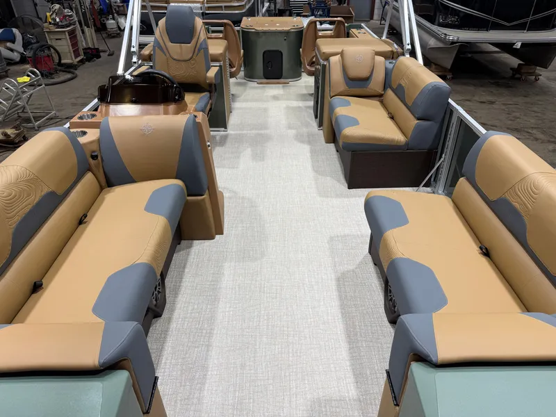 Slide: The Image of Tahoe Geofish 2385 Rear Fish & Honda 4-Stroke EFI 2026 - 6