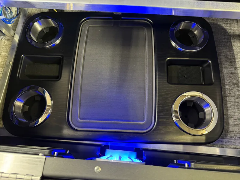 Slide: The Image of Tahoe LTZ 2385 Swingback (VRL) Tritoon & Honda 4-Stroke EFI 2025 - 37