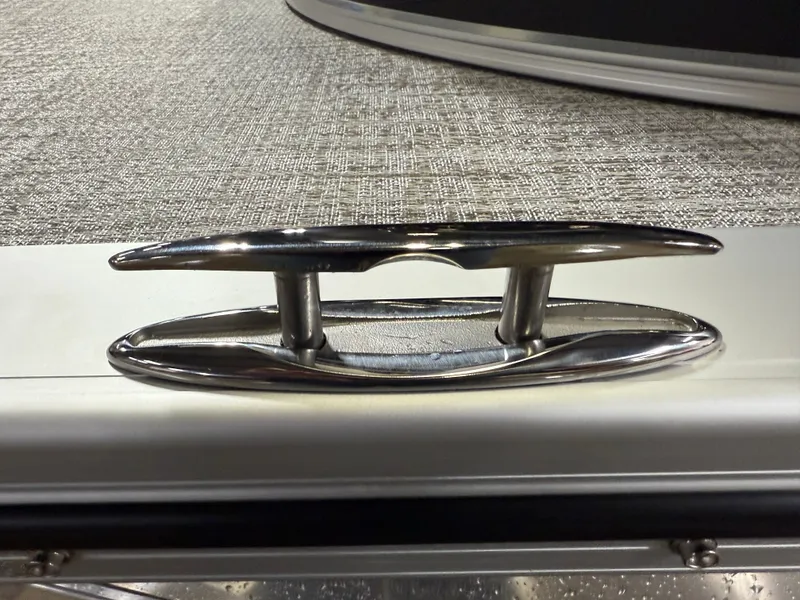 Slide: The Image of Tahoe LTZ 2385 Swingback (VRL) Tritoon & Honda 4-Stroke EFI 2025 - 40