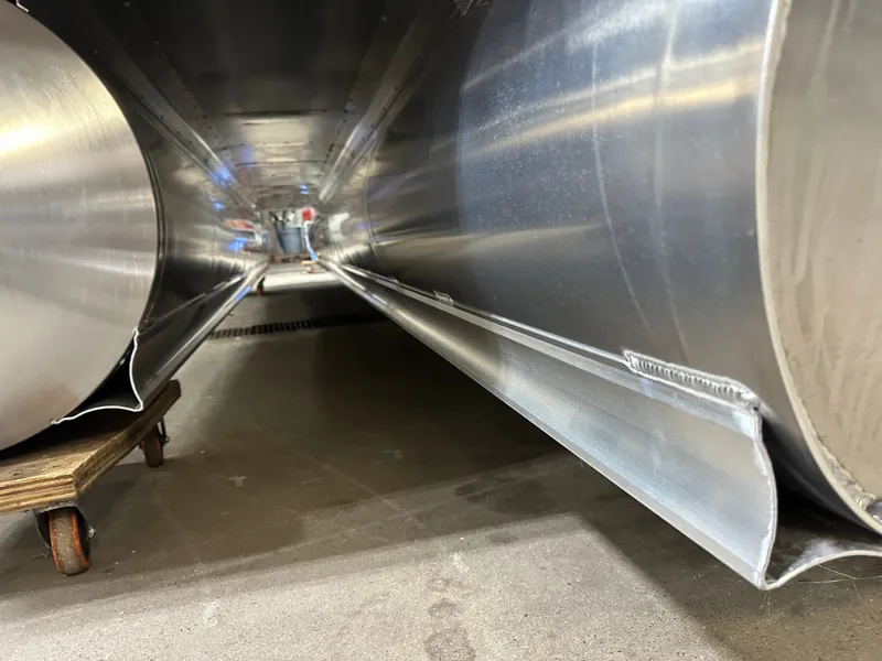 Slide: The Image of Tahoe LTZ 200HP VRL 2385 Swingback Tritoon 2025 - 46