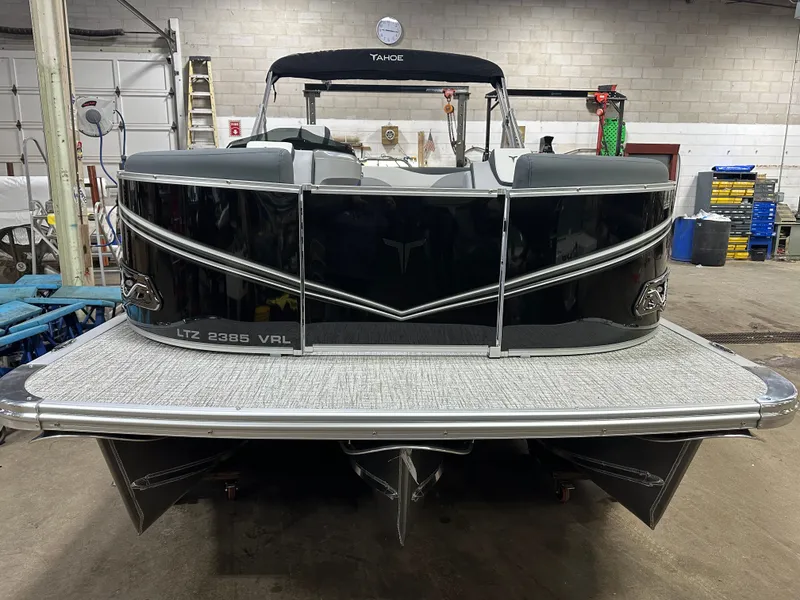 Slide: The Image of Tahoe LTZ 2385 Swingback (VRL) Tritoon & Honda 4-Stroke EFI 2025 - 37