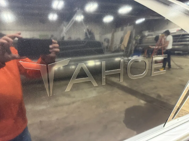 Slide: The Image of Tahoe LTZ 200HP VRL 2385 Swingback Tritoon 2025 - 40