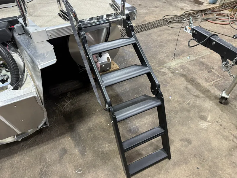 Slide: The Image of Tahoe LTZ 2385 Swingback (VRL) Tritoon & Honda 4-Stroke EFI 2025 - 47