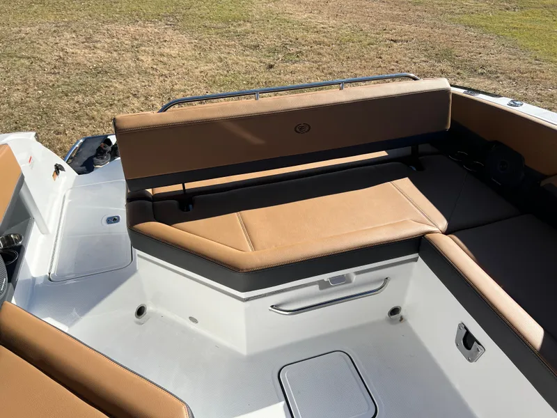 Slide: The Image of 2026 COBALT R8 - Image 10 - 10