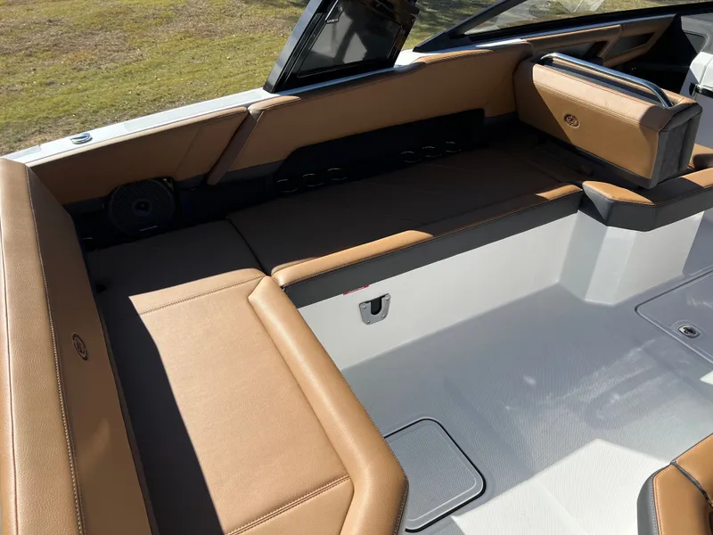 Slide: The Image of 2026 COBALT R8 - Image 11 - 11