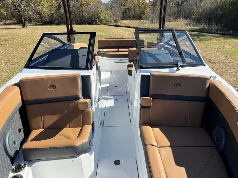 Slide: The Image of 2026 COBALT R8 - Image 25 - 25