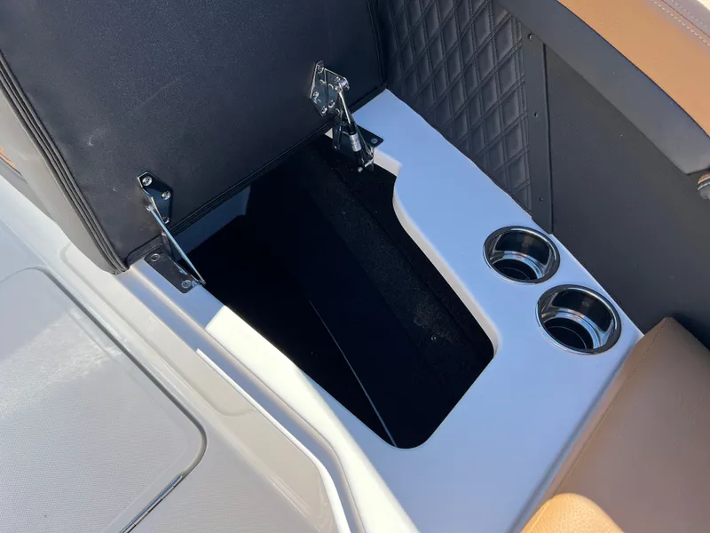 Slide: The Image of 2026 COBALT R8 - Image 27 - 27