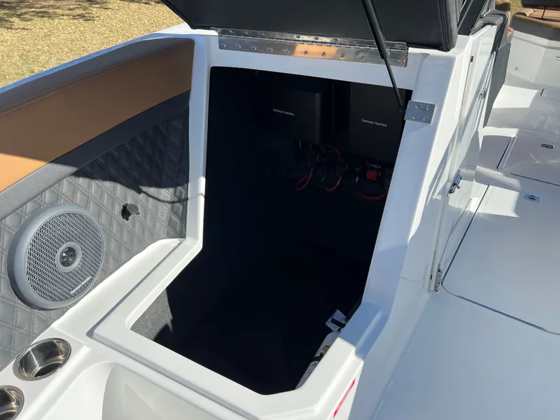 Slide: The Image of 2026 COBALT R8 - Image 28 - 28