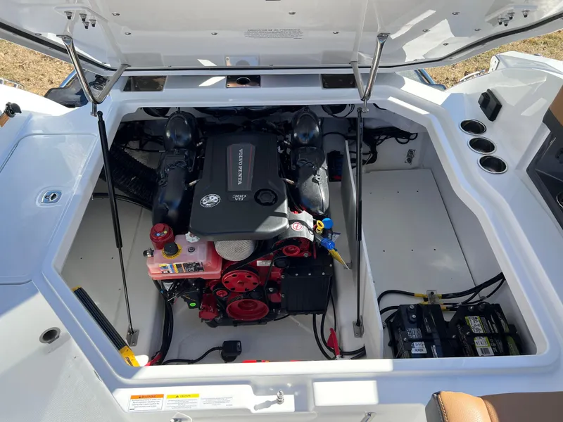 Slide: The Image of 2026 COBALT R8 - Image 31 - 31