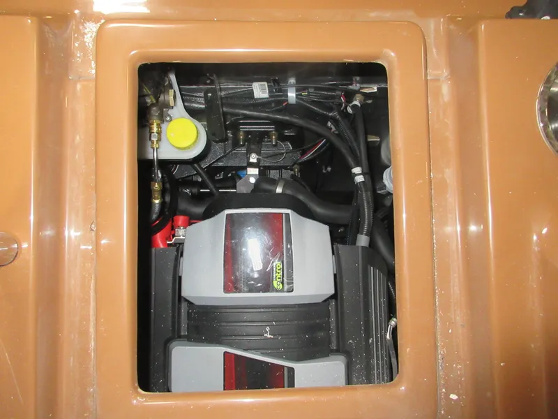 Slide: The Image of Avalon Waketoon 23' w/ 6.2L Mercury Bravo Four! 2025 - 4