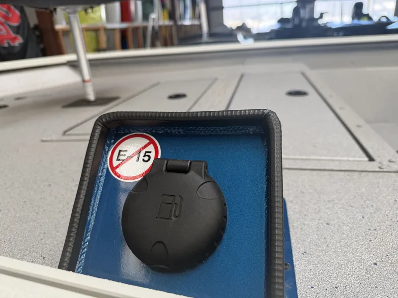 Slide: The Image of SeaArk Phantom 20X CC 2026 - 6