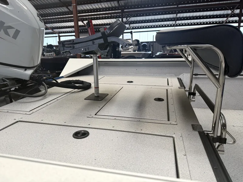 Slide: The Image of SeaArk Phantom 20X CC 2026 - 9