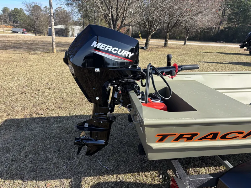 Slide: The Image of Tracker Grizzly 1436 Jon 2026 - 4