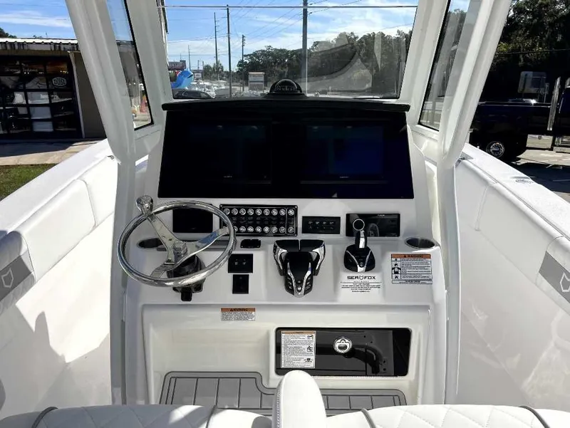 Slide: The Image of Sea Fox 288 Commander 2026 - 10