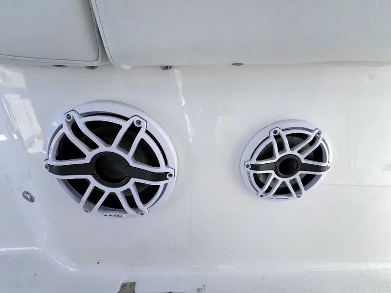 Slide: The Image of Sea Fox 288 Commander 2026 - 20