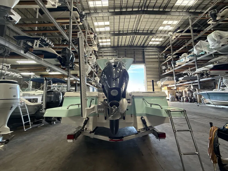 Slide: The Image of Robalo 246 2023 - 3