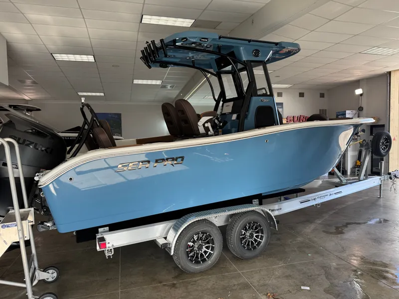 Slide: The Image of Sea Pro 245 FLXR 2026 - 4