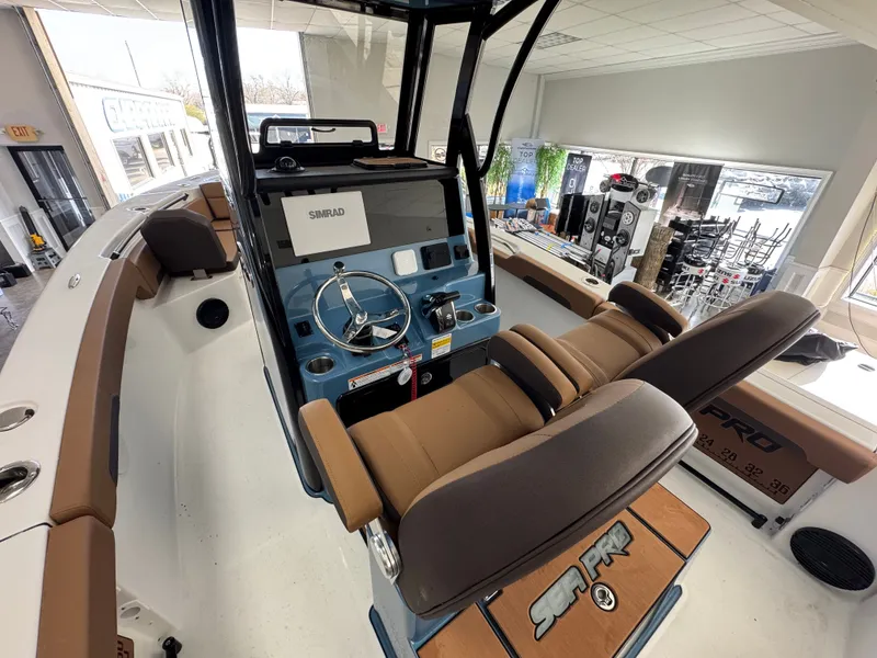 Slide: The Image of Sea Pro 245 FLXR 2026 - 9