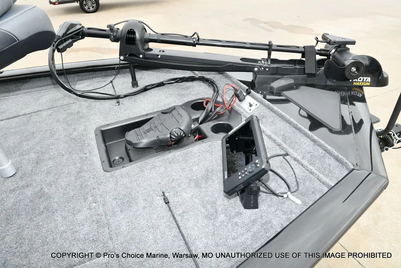 Slide: The Image of Tracker Pro Team 195 TXW Tournament Edition 2026 - 33