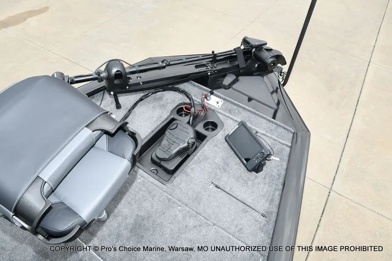 Slide: The Image of Tracker Pro Team 195 TXW Tournament Edition 2026 - 48