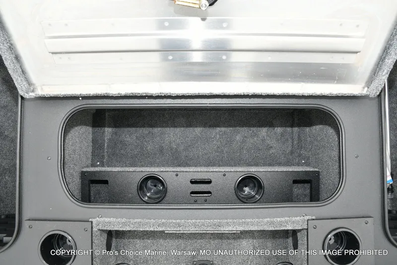 Slide: The Image of Tracker Pro Team 195 TXW Tournament Edition 2026 - 58