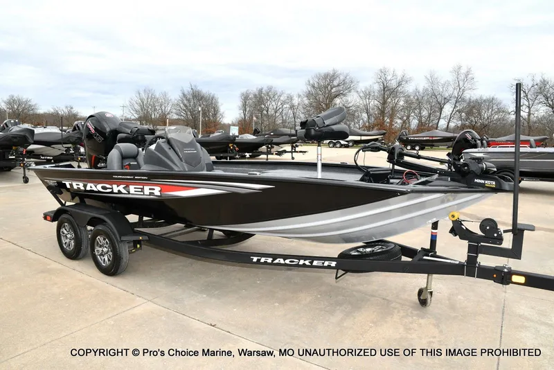 Slide: The Image of Tracker Pro Team 195 TXW Tournament Edition 2026 - 75