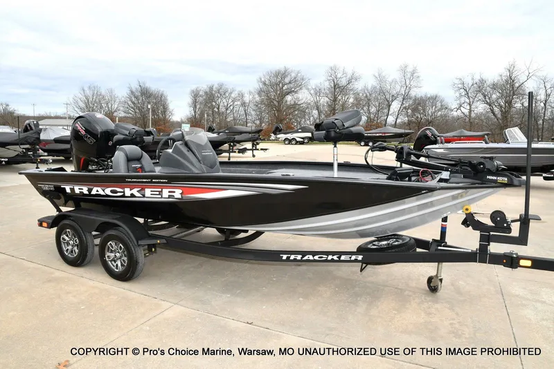 Slide: The Image of Tracker Pro Team 195 TXW Tournament Edition 2026 - 77