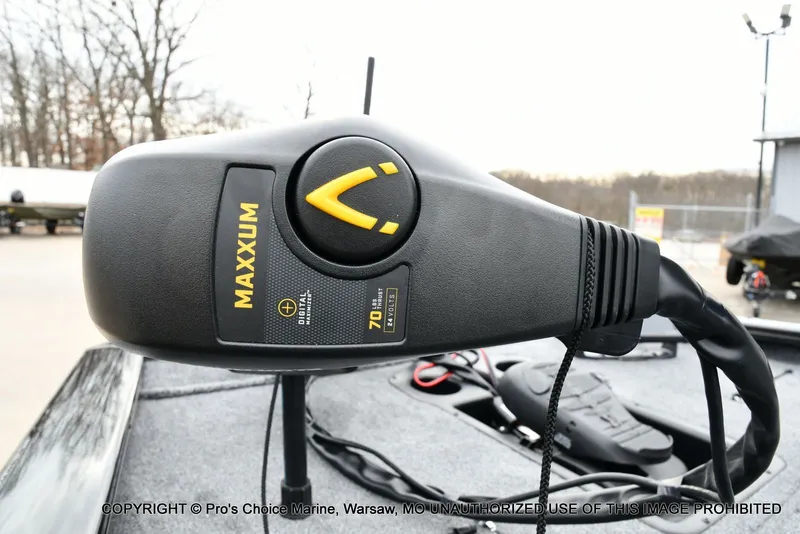 Slide: The Image of Tracker Pro Team 195 TXW Tournament Edition 2026 - 8