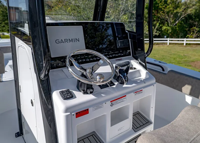 Slide: The Image of Sea Hunt Gamefish 27 Forward Seating 2026 - 15