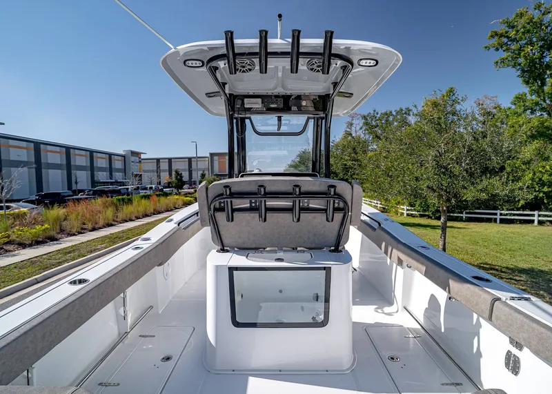 Slide: The Image of Sea Hunt Gamefish 27 Forward Seating 2026 - 5