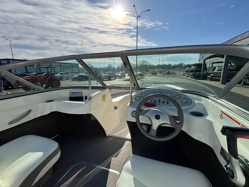 Slide: The Image of Bayliner BRF175 2009 - 13