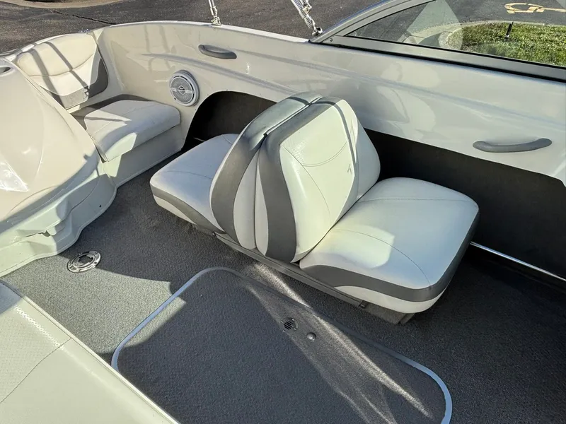 Slide: The Image of Bayliner BRF175 2009 - 19