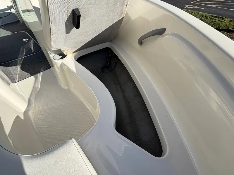 Slide: The Image of Bayliner BRF175 2009 - 21