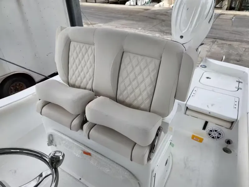 Slide: The Image of Sea Hunt BX 25 FS 2026 - 3